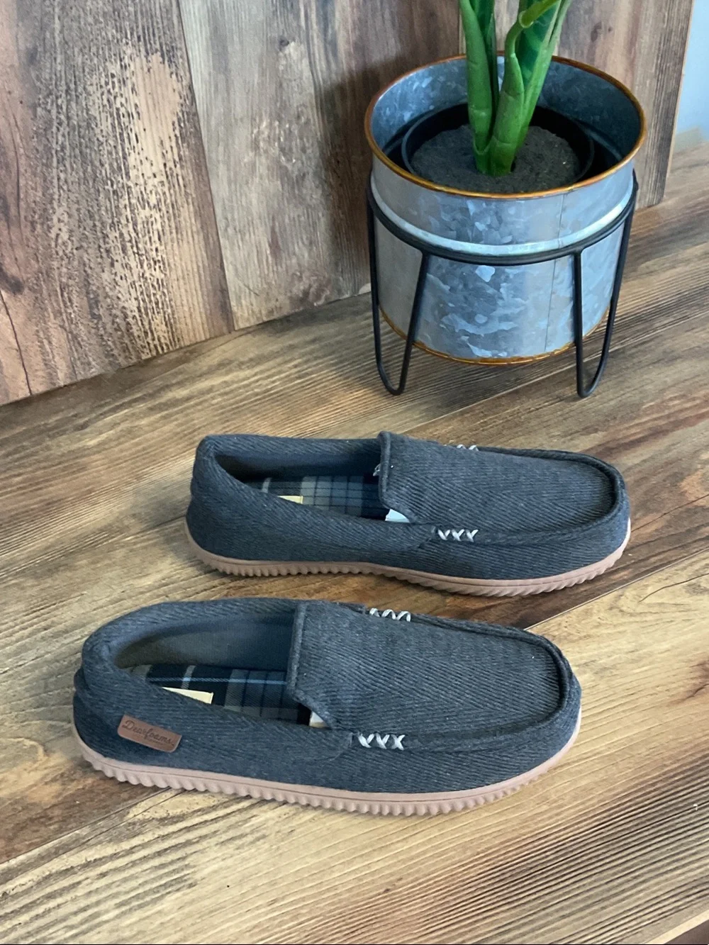 Dearfoams Men's Charcoal Slip-On Moccasin Loafers 7-8 Small
